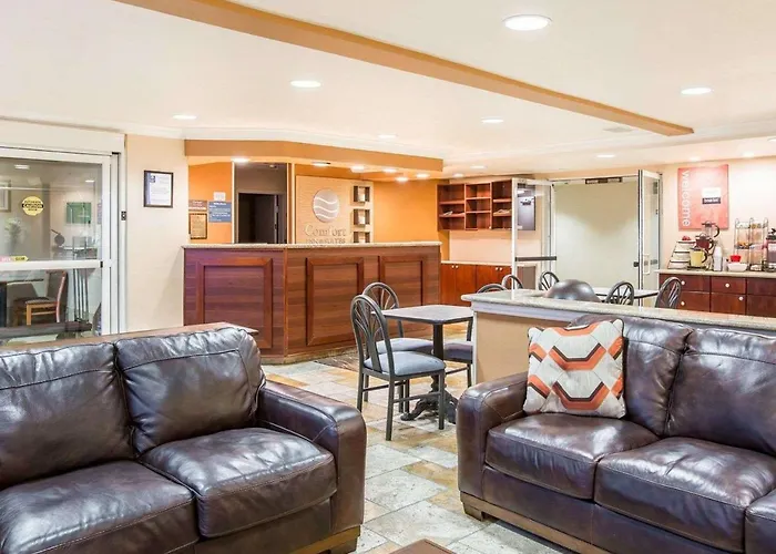 Comfort Inn & Suites Salinas