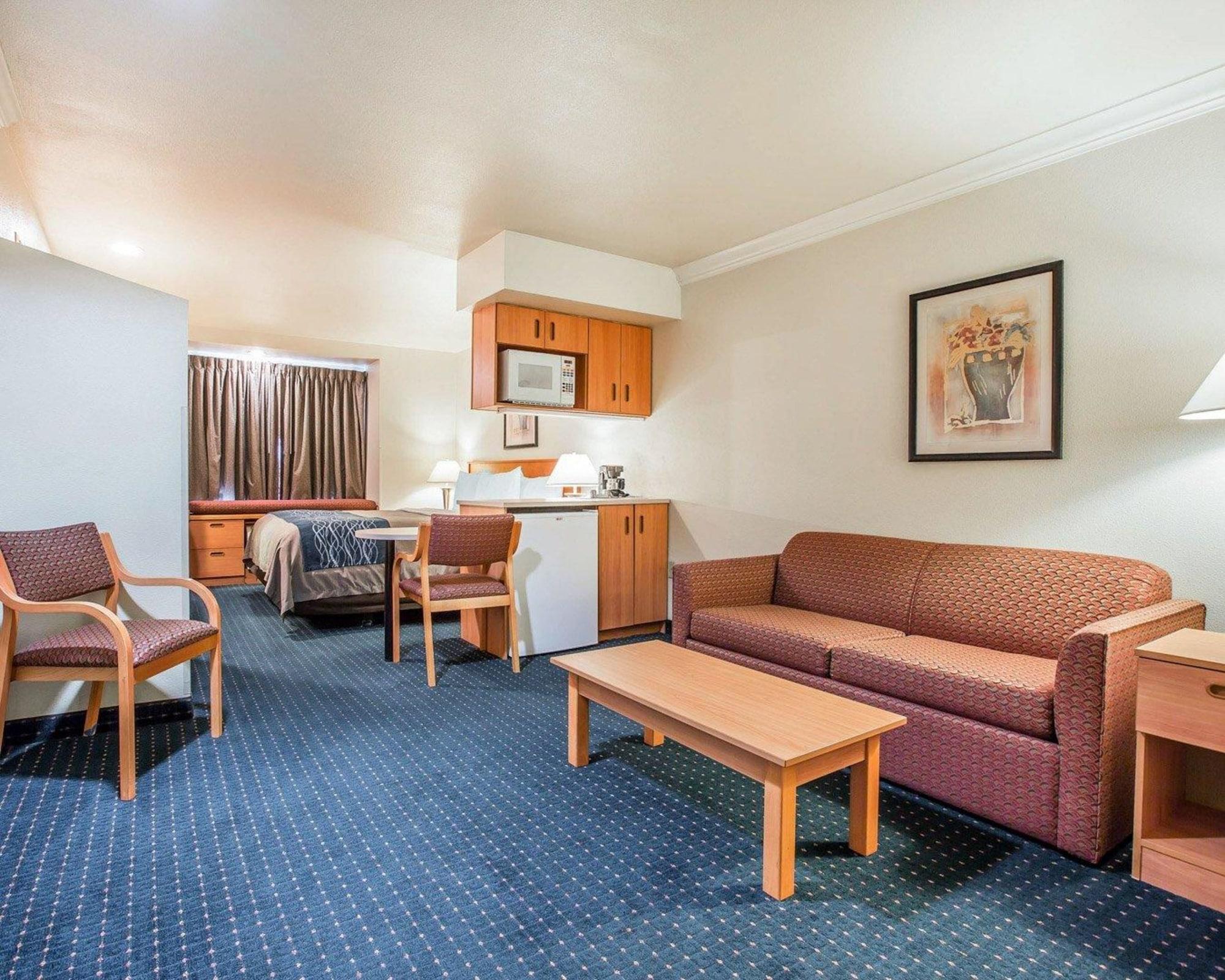 Hotel Comfort & 2*